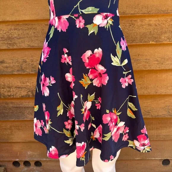 Soprano Floral Navy Sleeveless Fit & Flare Dress With Pink & Green Print Size S - Picture 5 of 8